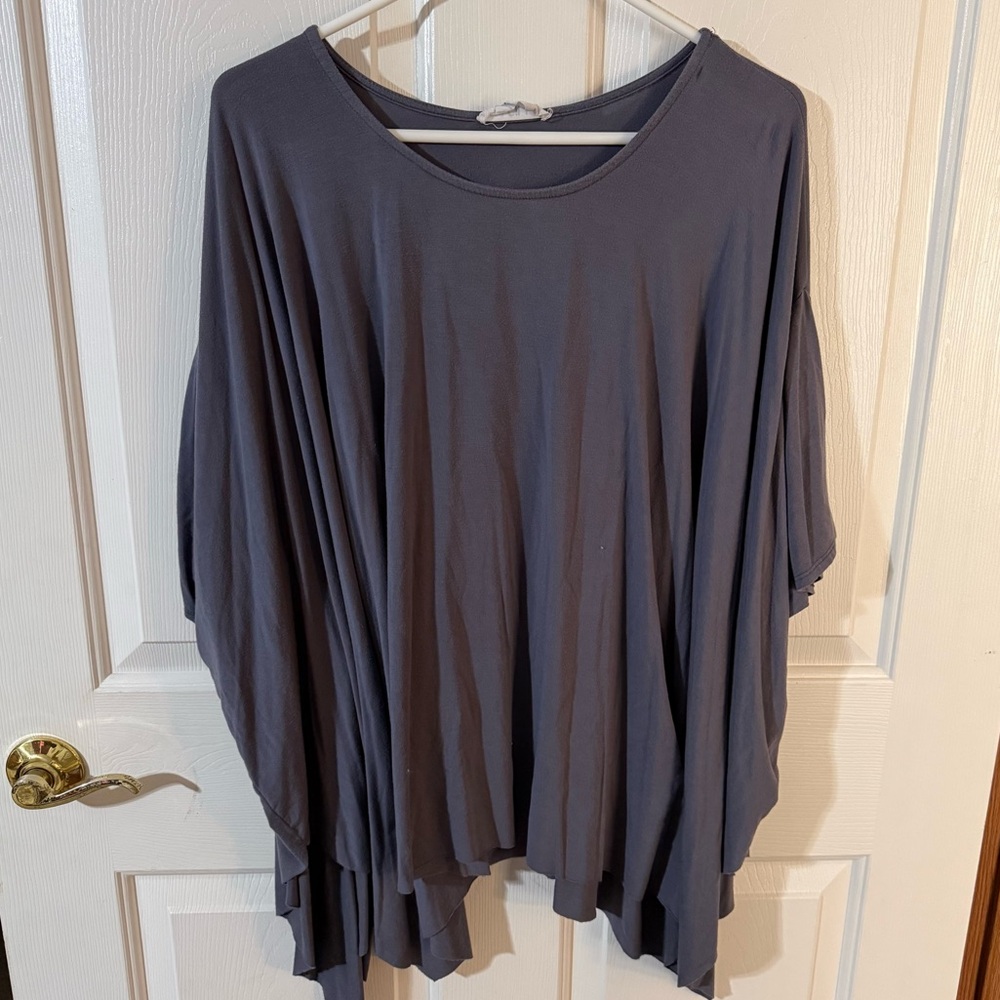 P.CILL Poncho Top